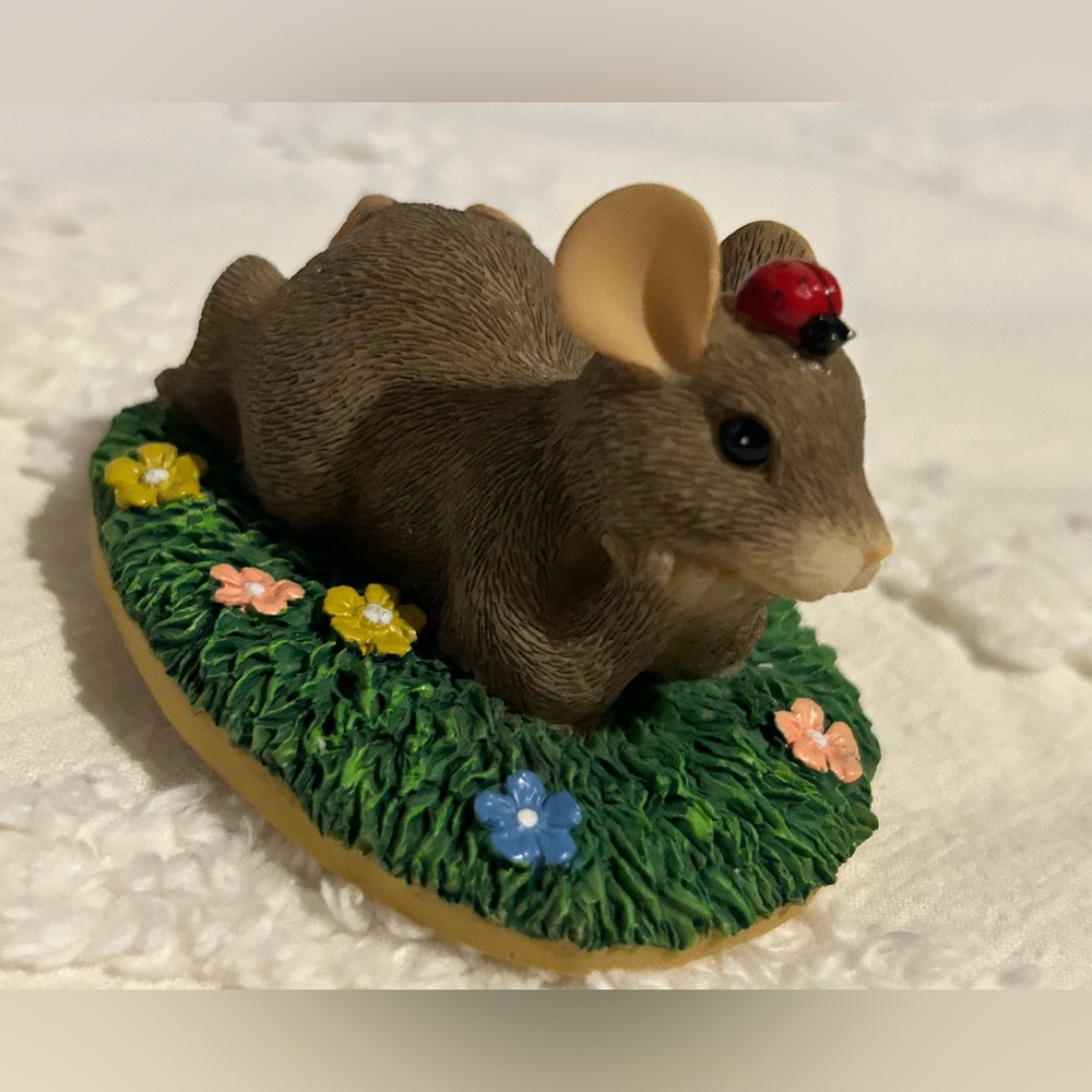 Charming Tails by Fitz and Floyd. “Thinking of You” figurine